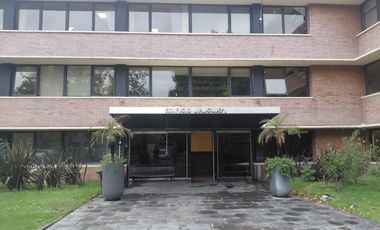 Alquiler de oficina de 237 m2 en Beccar