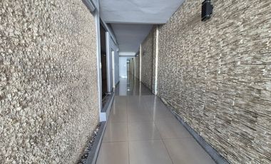 Dpto de 2 ambientes en 3er Piso p/escalera completamente reciclado a nuevo.