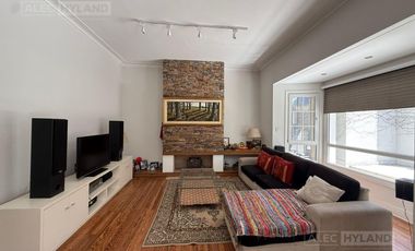 Casa de categoría en venta y alquiler, refaccionada a nuevo en Olivos, Vte López