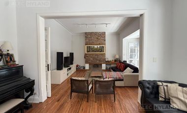 Casa de categoría en venta y alquiler, refaccionada a nuevo en Olivos, Vte López