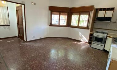 PH 3 ambientes a 2 cdas de la avenida.