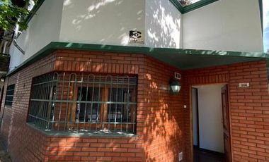 PH 3 ambientes a 2 cdas de la avenida.