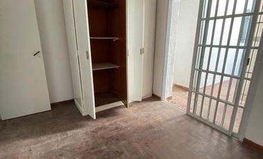 PH 3 ambientes a 2 cdas de la avenida.