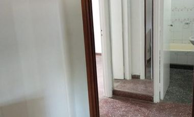 PH 3 ambientes a 2 cdas de la avenida.