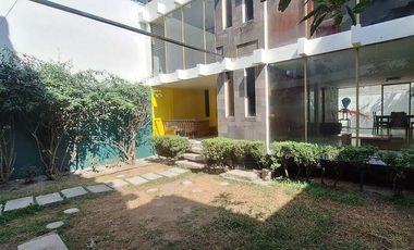 Casa con uso comercial en Renta en la Del Valle