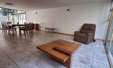 Casa con uso comercial en Renta en la Del Valle