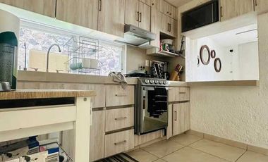 Casa Con Alberca y Vigilancia Al Sur de Cuernavaca, Burgos.