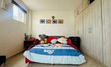 Casa Con Alberca y Vigilancia Al Sur de Cuernavaca, Burgos.