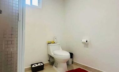 Casa Con Alberca y Vigilancia Al Sur de Cuernavaca, Burgos.