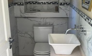 Casa a la laguna en VENTA y ALQUILER en Islas, Canton Barrio Privado