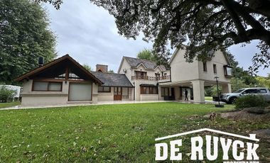 Importante casa en Country Club El Carmen