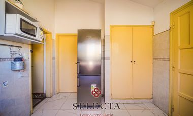 En venta, casa con pileta . En Vertientes de la Granja . A metros de Ruta E53