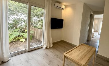 Alquiler y/o Venta en Barbarita a la Laguna, 5 Dormitorios en Suite.
