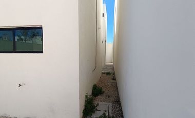 Casa en renta en Residencial Zensia, Conkal - HI2603456