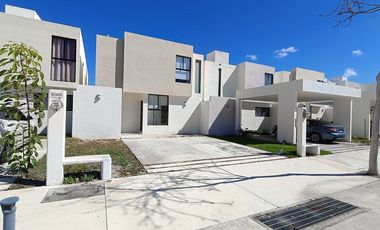 Casa en renta en Residencial Zensia, Conkal - HI2603456