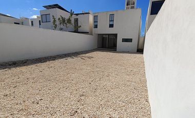 Casa en renta en Residencial Zensia, Conkal - HI2603456