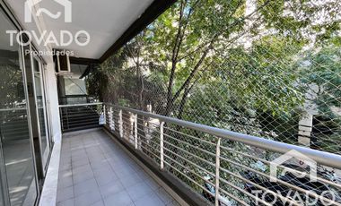 Amplio monoambiente con balcón al frente en Palermo!