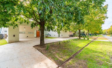 Oportunidad Casa en  Kentucky Barrio Privado Funes