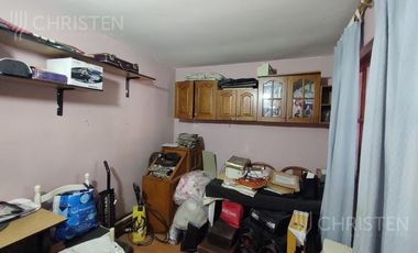 Gran casa en venta a metros de Av. Lujan y Av. 7 de Marzo