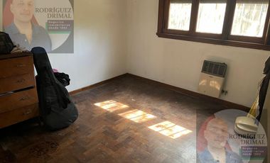 Casa en  el Jaguel dos dormitorios APTO CREDITO!!! 20 mil y cuotas!!