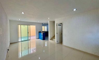 Casa en Venta en Jardines del Valle