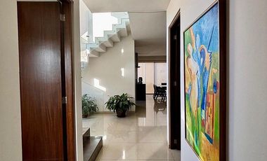 Casa en Venta en Parques Vallarta, Coto Cedro, Solares. Casa con Roof Garden