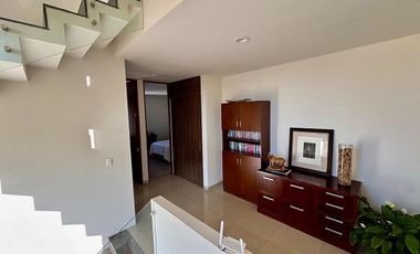 Casa en Venta en Parques Vallarta, Coto Cedro, Solares. Casa con Roof Garden