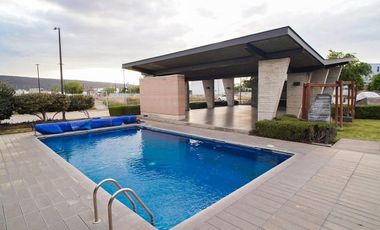 Casa en Venta en Parques Vallarta, Coto Cedro, Solares. Casa con Roof Garden