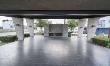 Casa en Venta en Parques Vallarta, Coto Cedro, Solares. Casa con Roof Garden