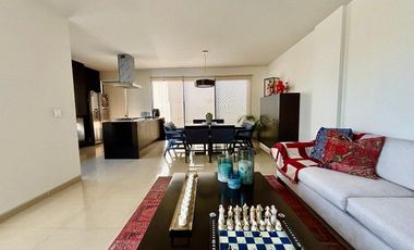 Casa en Venta en Parques Vallarta, Coto Cedro, Solares. Casa con Roof Garden