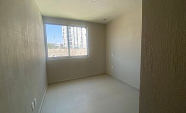 Preventa Casa Roble Residencial. A un costado de Bugambilias.