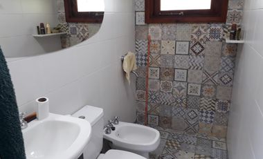 Fracción y casa en Venta Gorina