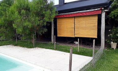 Fracción y casa en Venta Gorina