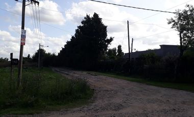 Fracción y casa en Venta Gorina