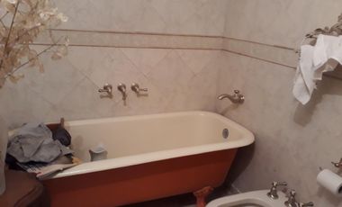 Fracción y casa en Venta Gorina