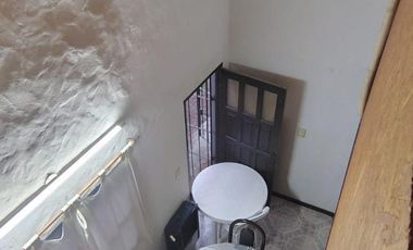 Viví en la Costa y que tu casa también genere ingresos – Casa   2 dúplex en block