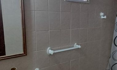 Viví en la Costa y que tu casa también genere ingresos – Casa   2 dúplex en block