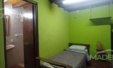 Viví en la Costa y que tu casa también genere ingresos – Casa   2 dúplex en block