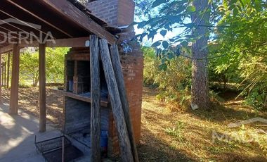 Viví en la Costa y que tu casa también genere ingresos – Casa   2 dúplex en block