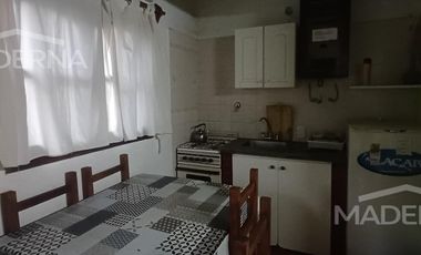 Viví en la Costa y que tu casa también genere ingresos – Casa   2 dúplex en block