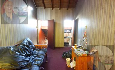 Casa en Temperley con 3 dormitorios, a 3 cuadras de Pasco!