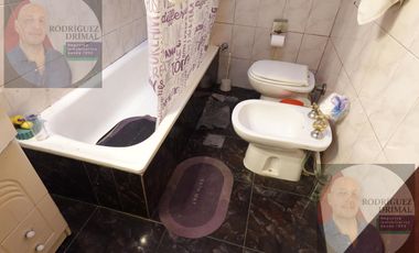 Casa en Temperley con 3 dormitorios, a 3 cuadras de Pasco!