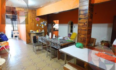 Casa en Temperley con 3 dormitorios, a 3 cuadras de Pasco!