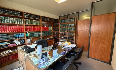 Oficina en Tribunales