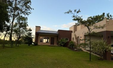 Casa en Sangara
