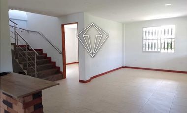 FINCA EN ARRIENDO EN EL CARMEN DE VIBORAL