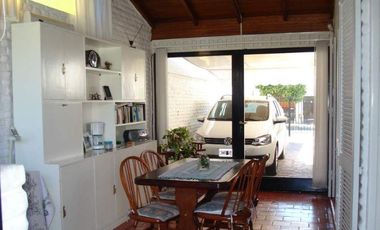 Chalet en Azul con pileta