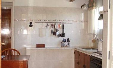 Chalet en Azul con pileta