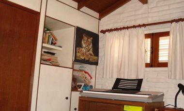 Chalet en Azul con pileta