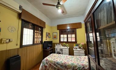 PH cuatro ambientes a la venta en Sarandi apto credito